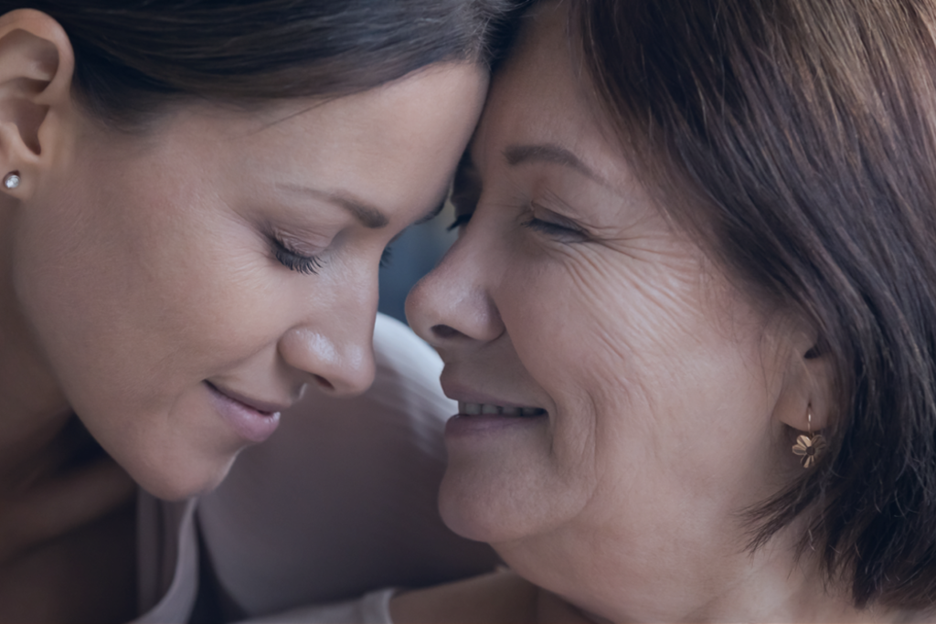 two women embracing after cryoablation breast cancer treatment
